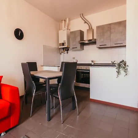 Bigattera Apartments Varese Room photo