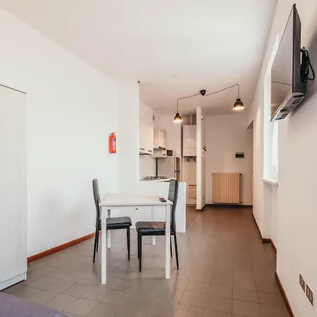 Bigattera Apartments Varese Room photo
